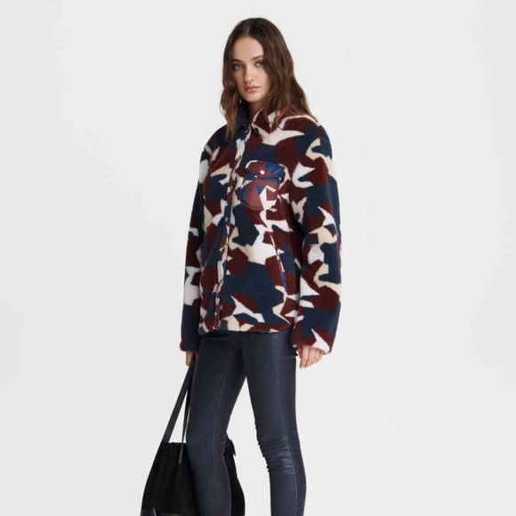 NWT rag & bone Elliot High Pile Sherpa Shirt Jacket in Burgundy Print - Picture 5 of 15